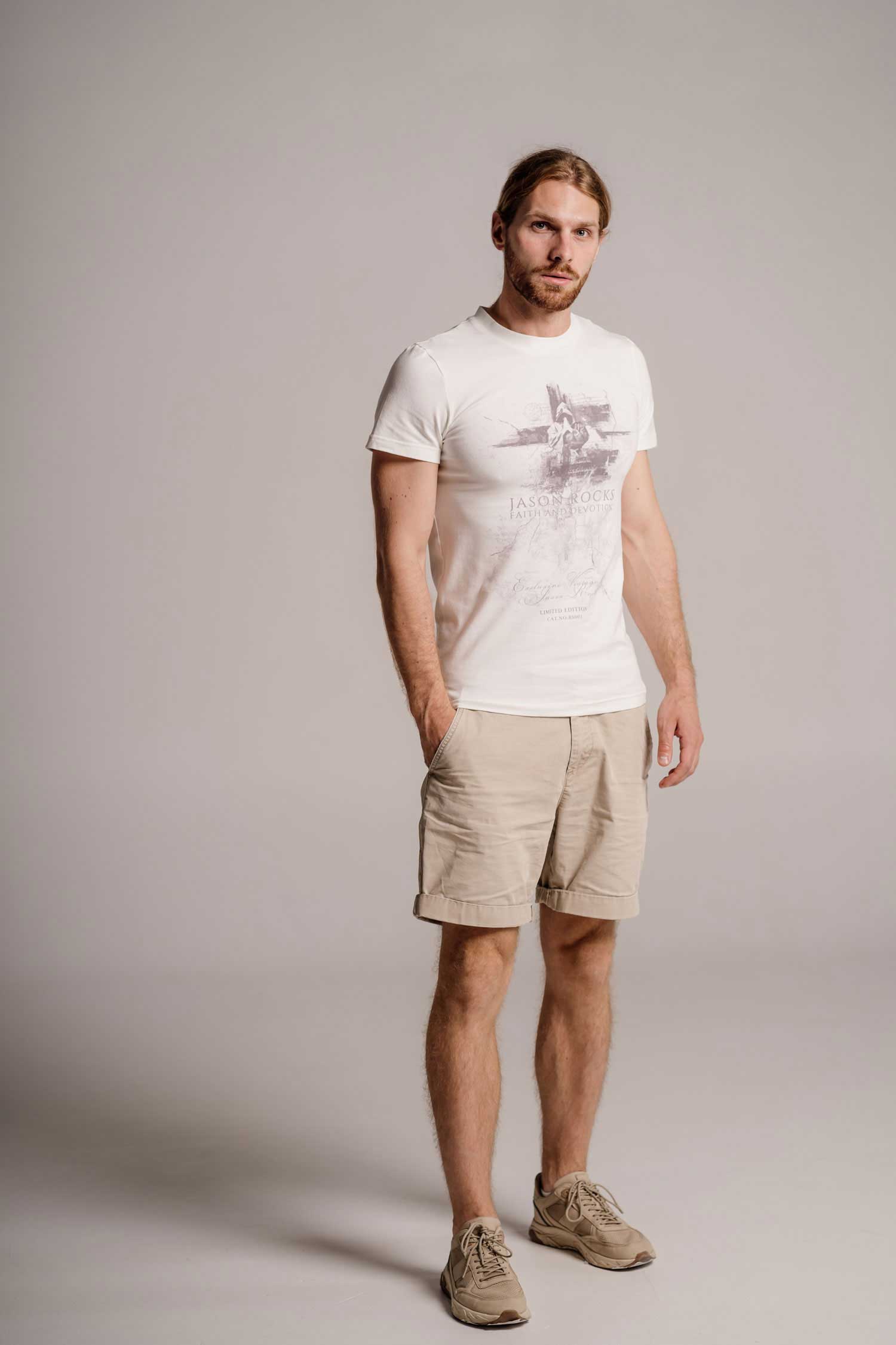 TS0032MONAX4_4